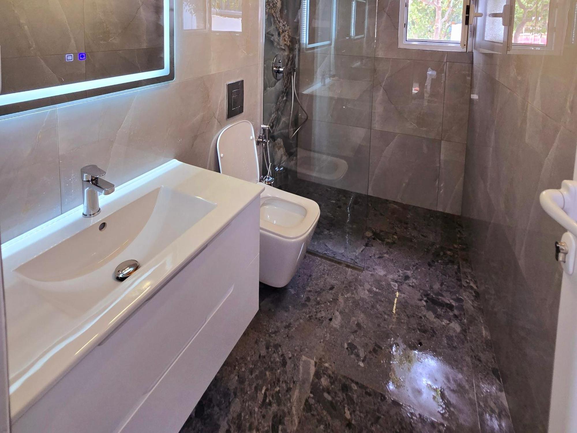 Biorn House Villa Sarandë Værelse billede